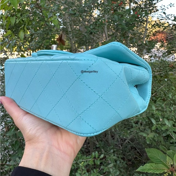Chanel 19C Tiffany Blue Rectangular Mini - Picture 7 of 15